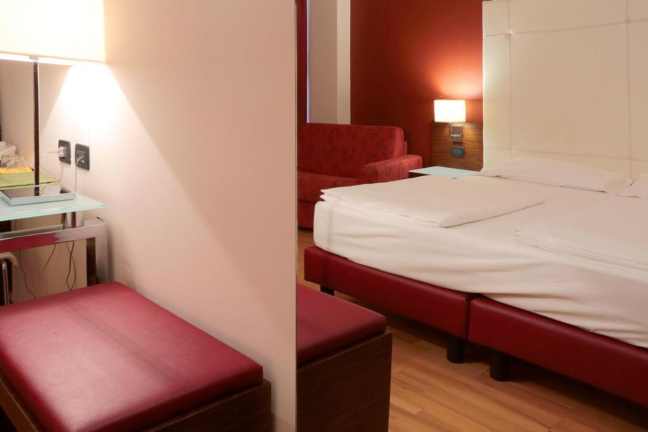 Hotel Lido Torri Del Benaco Extérieur photo