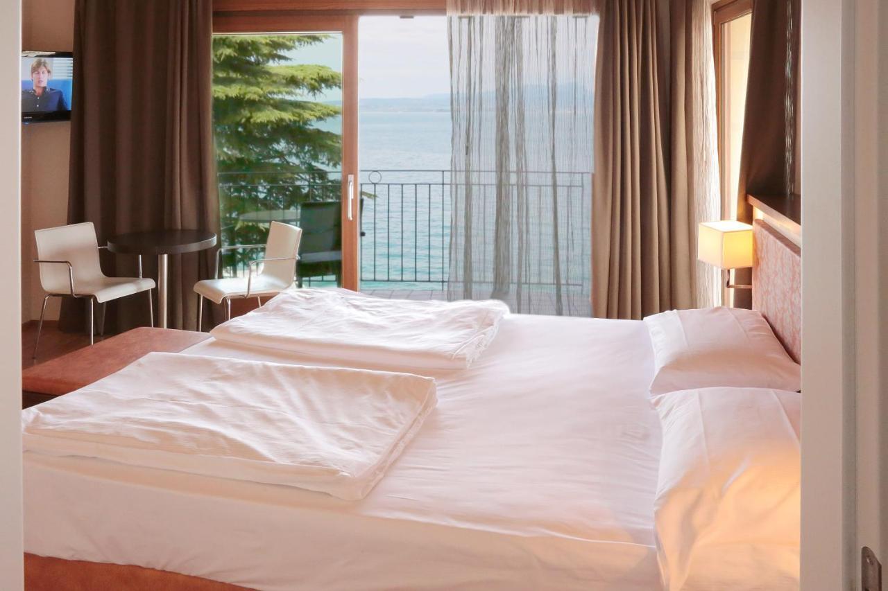 Hotel Lido Torri Del Benaco Extérieur photo