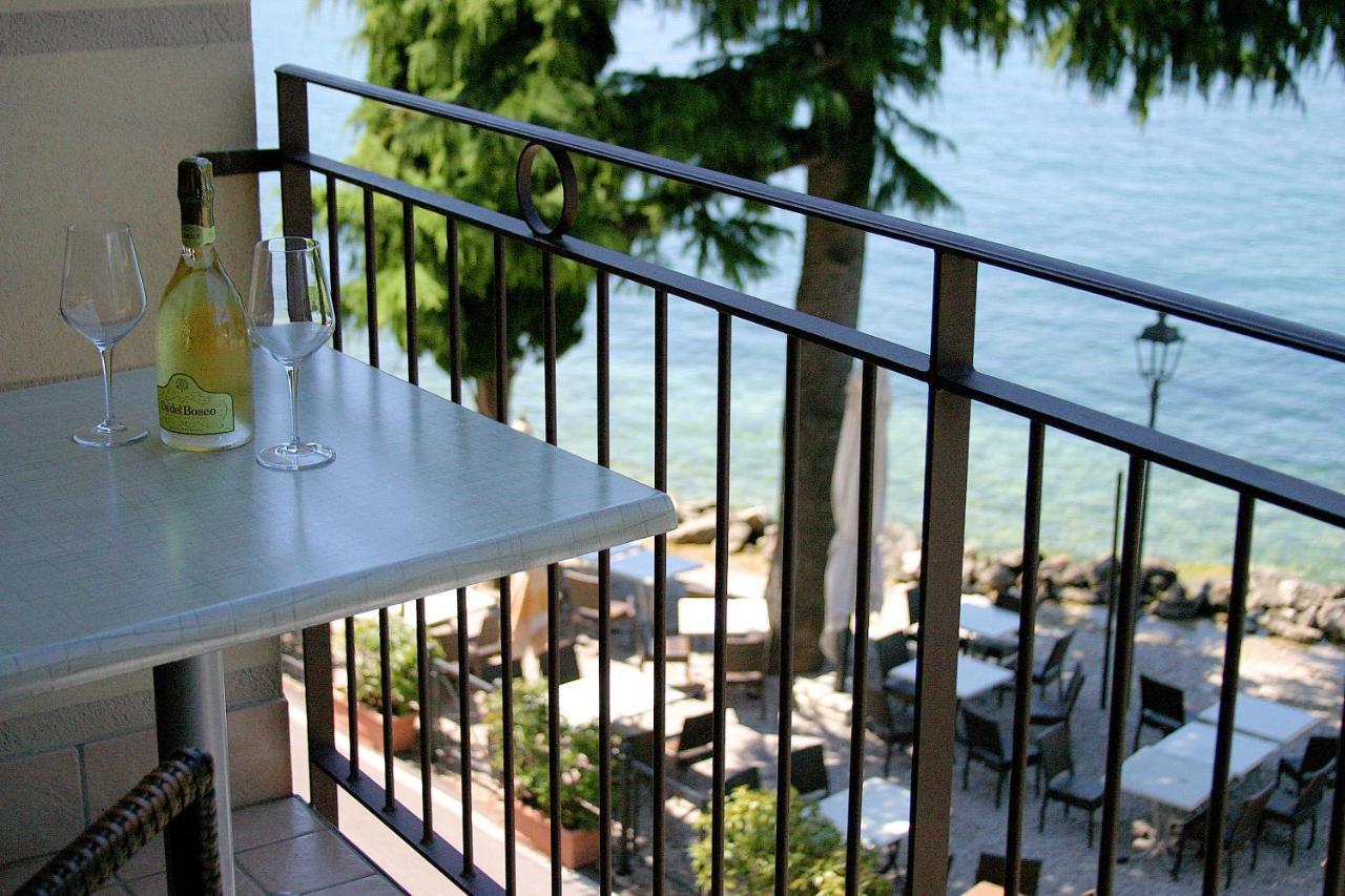 Hotel Lido Torri Del Benaco Extérieur photo